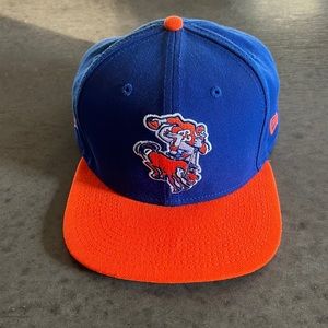 Denver Broncos Throwback SnapBack.